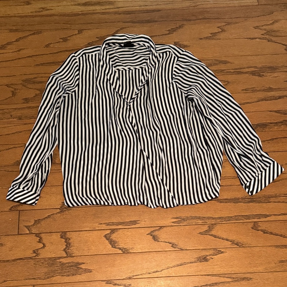 Worthington Black and White Striped Shirt
